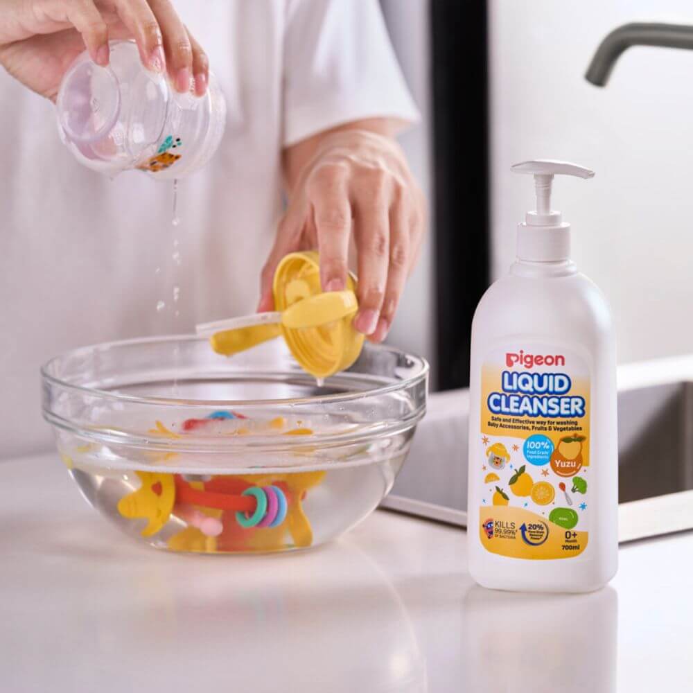 Limpiador mamaderas y accesorios bebé aroma Yuzu Pigeon 700ml