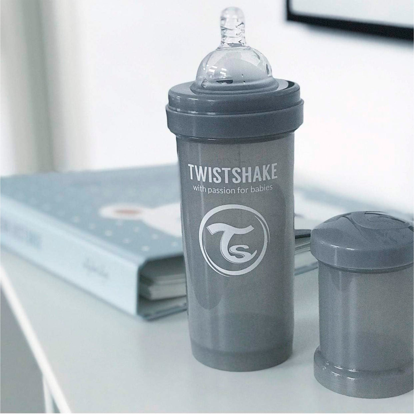 Mamadera Anticólicos 260ml 2m+ Twistshake